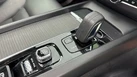 2021-volvo-xc60-20-t6-expression-small-20