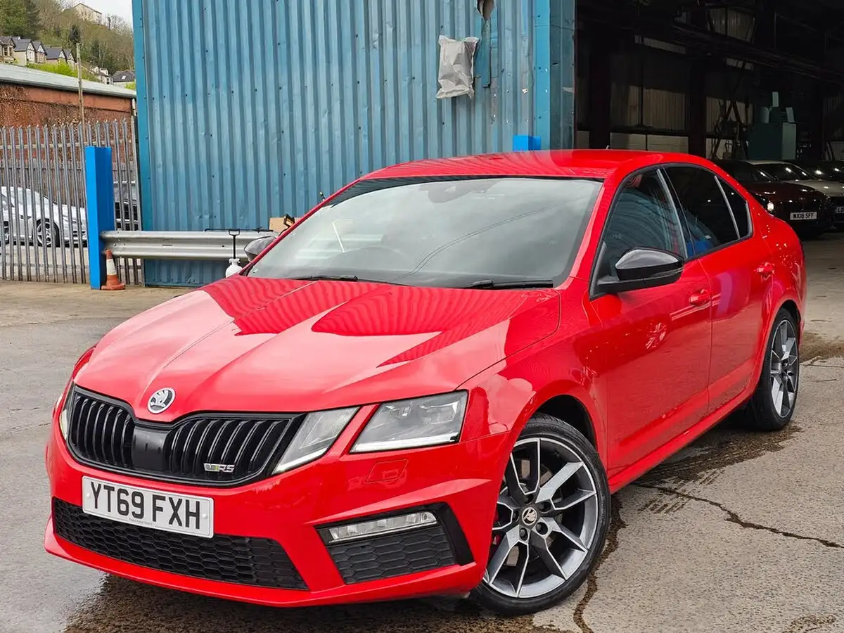 2019-skoda-octavia-20-tsi-vrs-hatchback-dsg-big-1