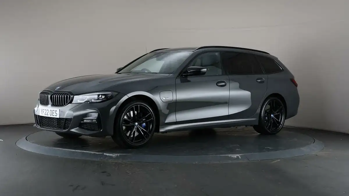 2022-bmw-3-series-20-330e-m-sport-pro-edition-touring-5d-big-34