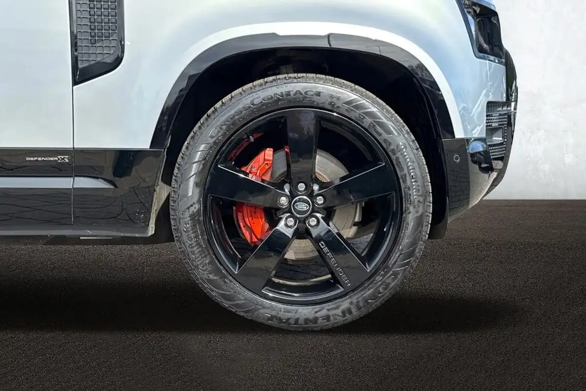 2023-land-rover-90-defender-30-d300-x-big-8
