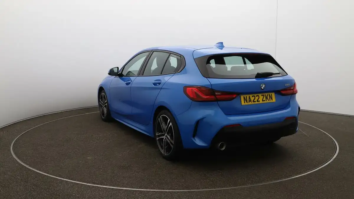 2022-bmw-1-series-15-118i-m-sport-lcp-dct-big-53