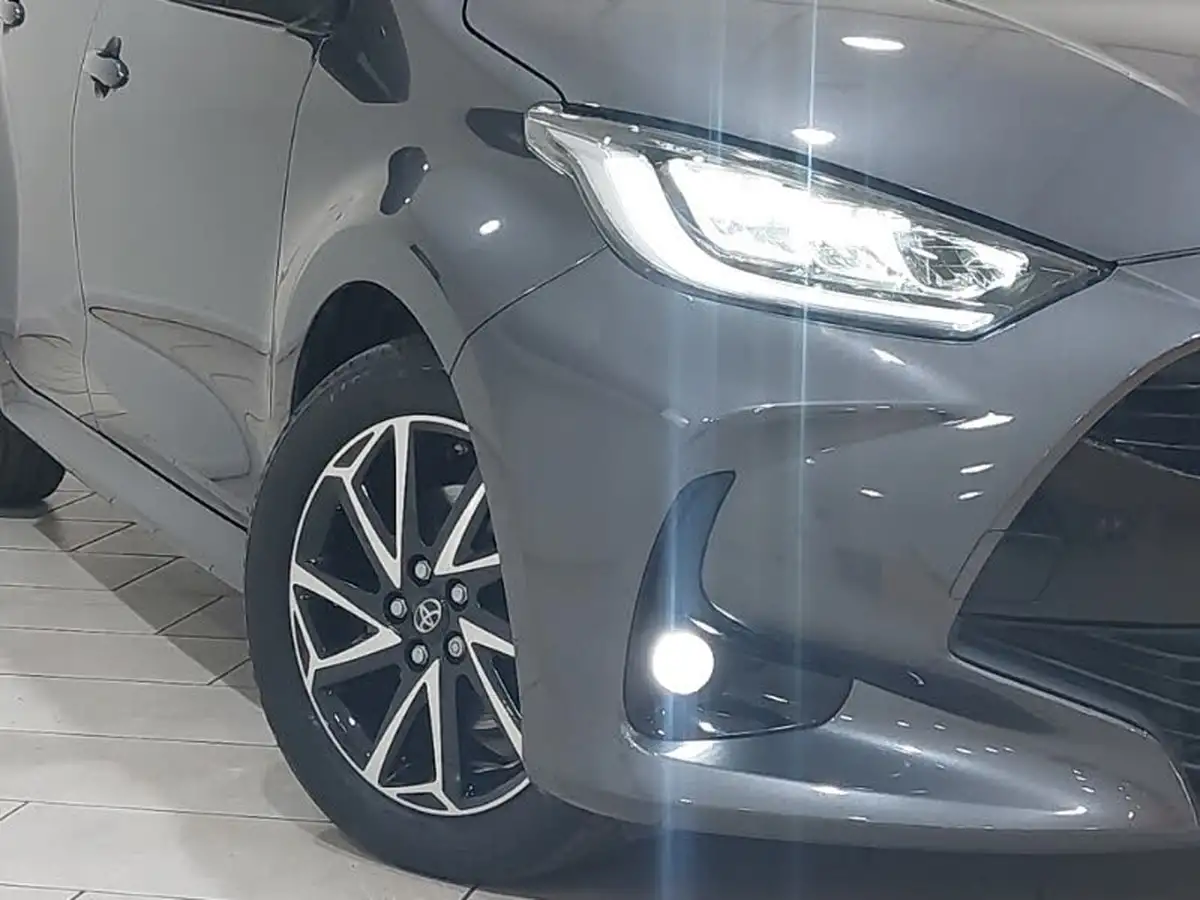 2022-toyota-yaris-15-vvt-i-design-big-8