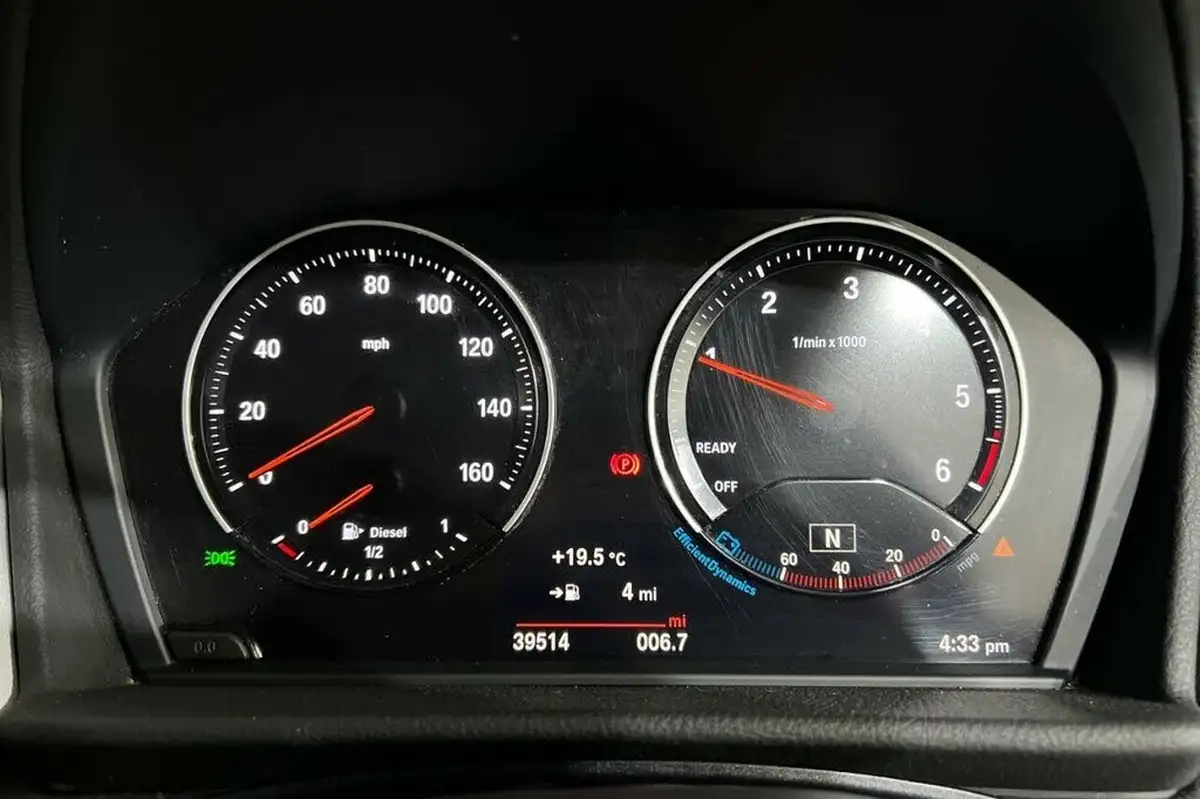2021-bmw-2-series-15td-216d-se-gran-big-11