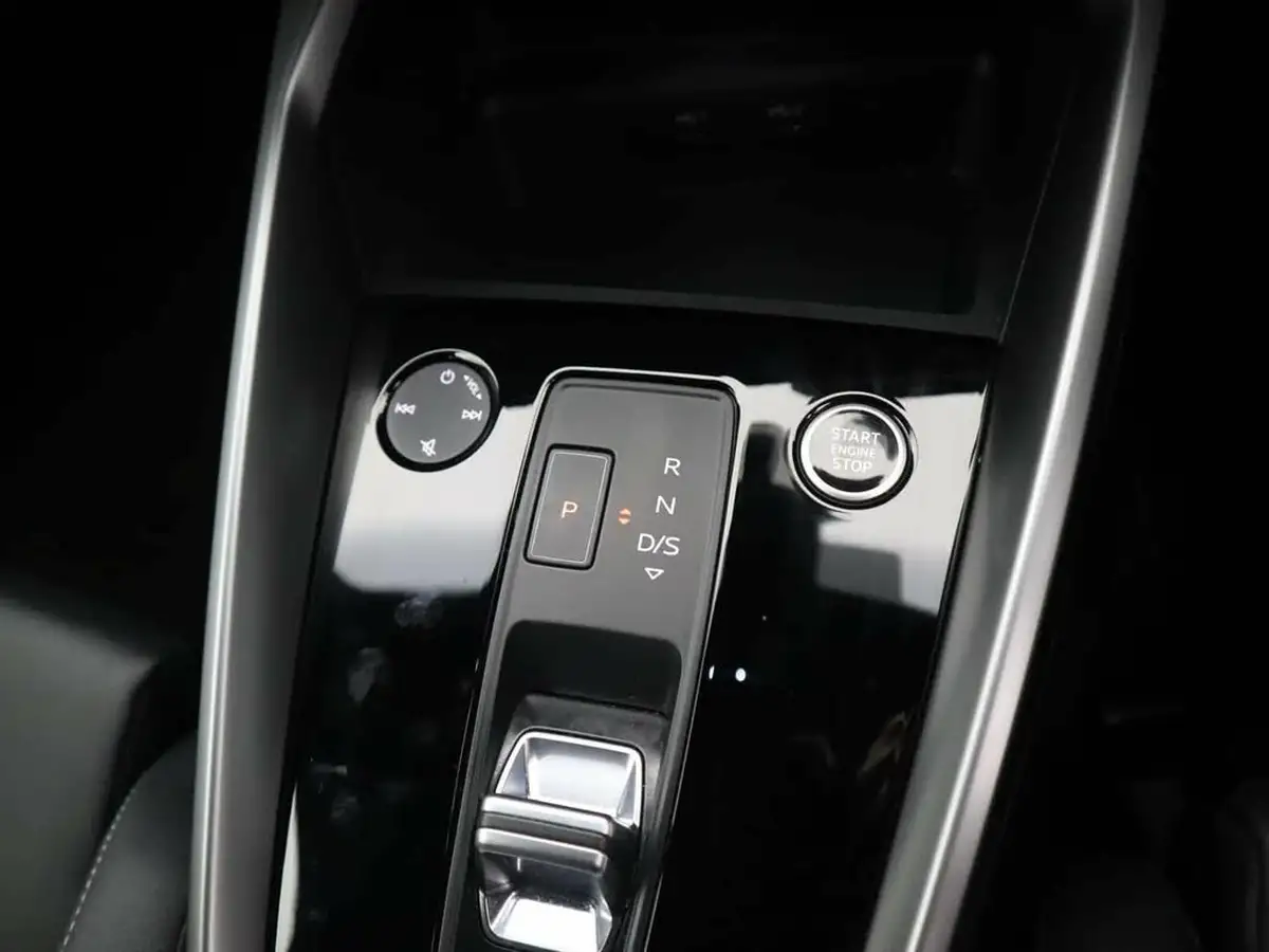 2022-audi-a3-20-40-tfsi-s-line-sportback-5d-big-18