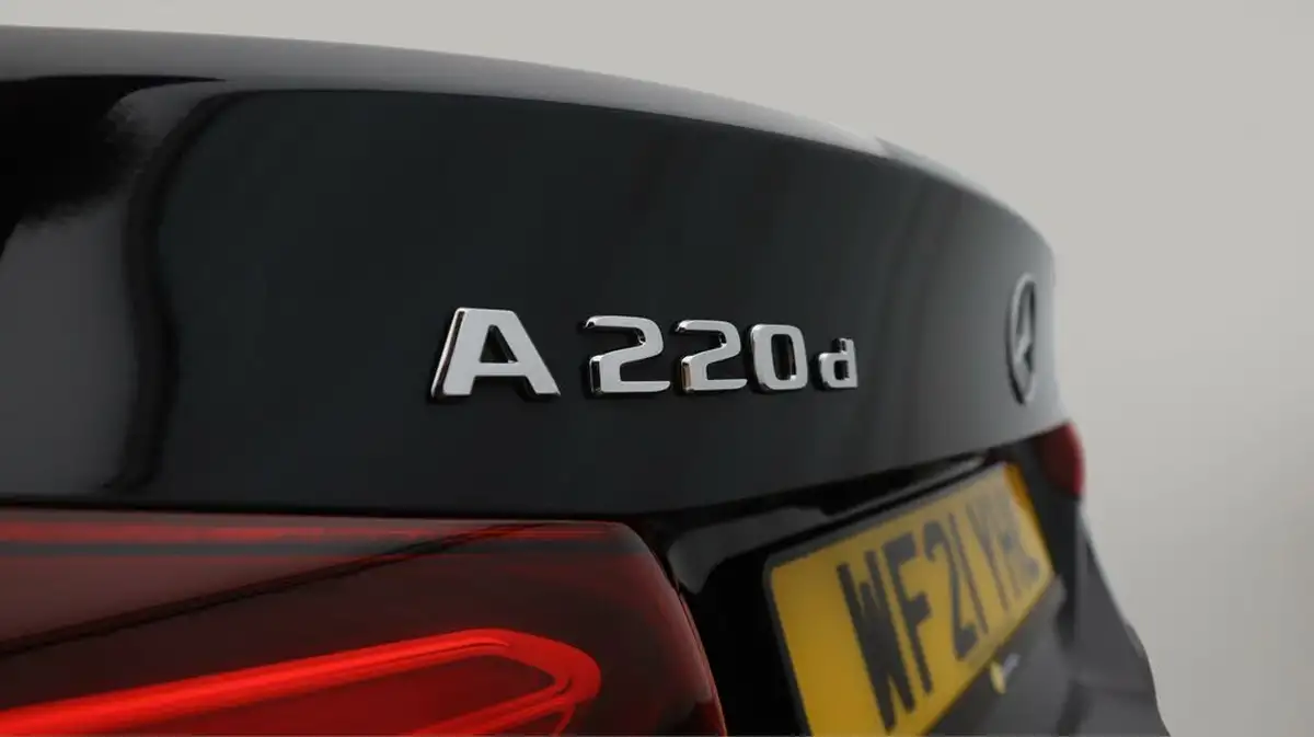 2021-mercedes-benz-a-class-20d-a220d-amg-line-executive-saloon-4d-big-21