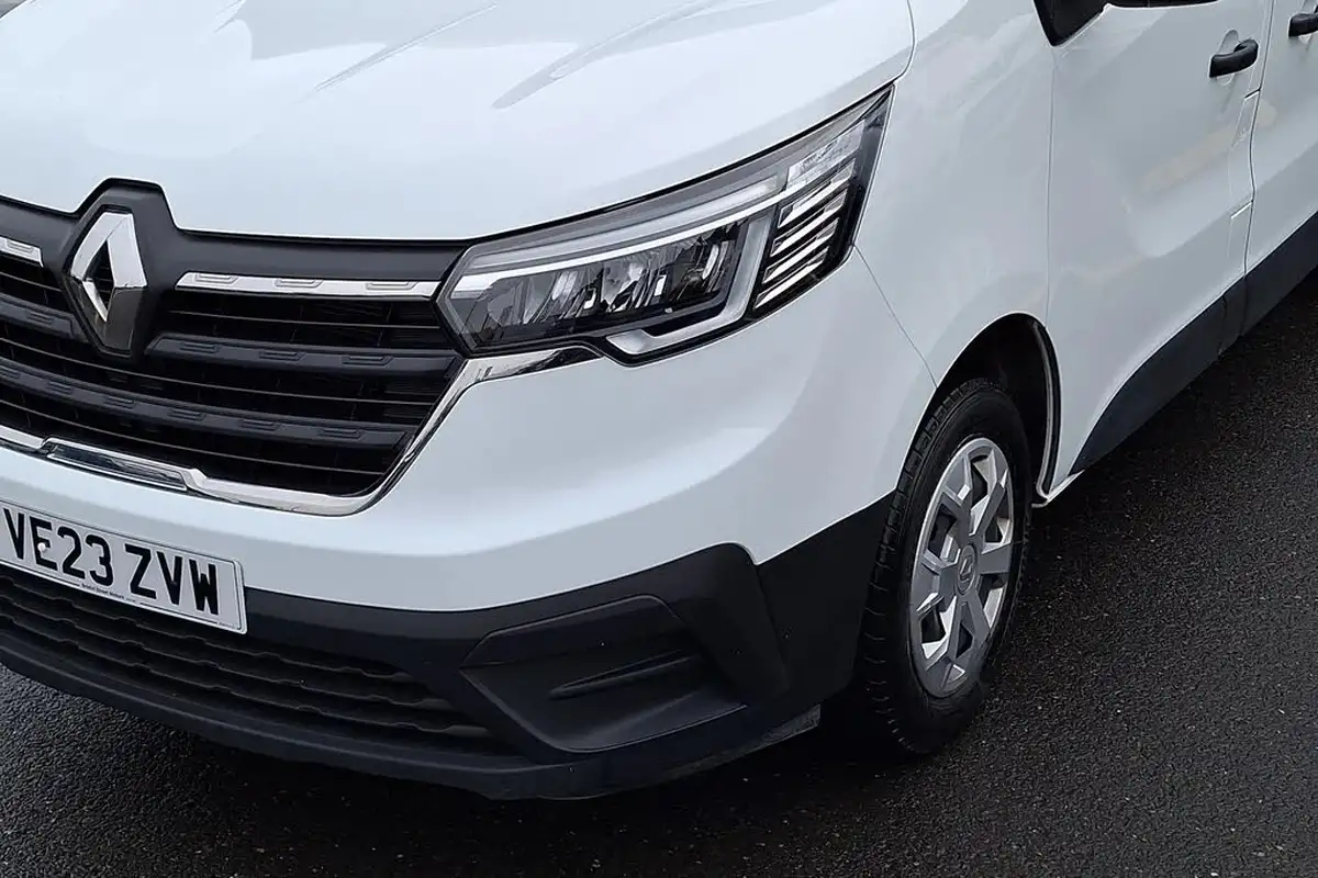 2023-renault-trafic-20dci-ll30-130-start-big-27