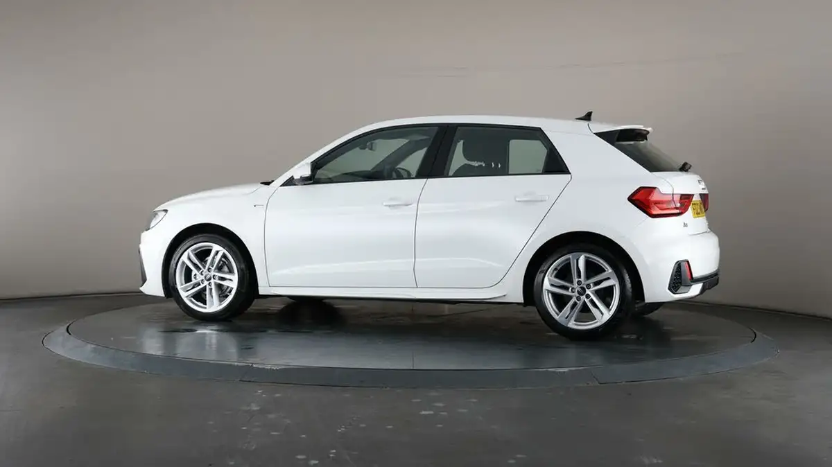2023-audi-a1-10-25-tfsi-s-line-big-67