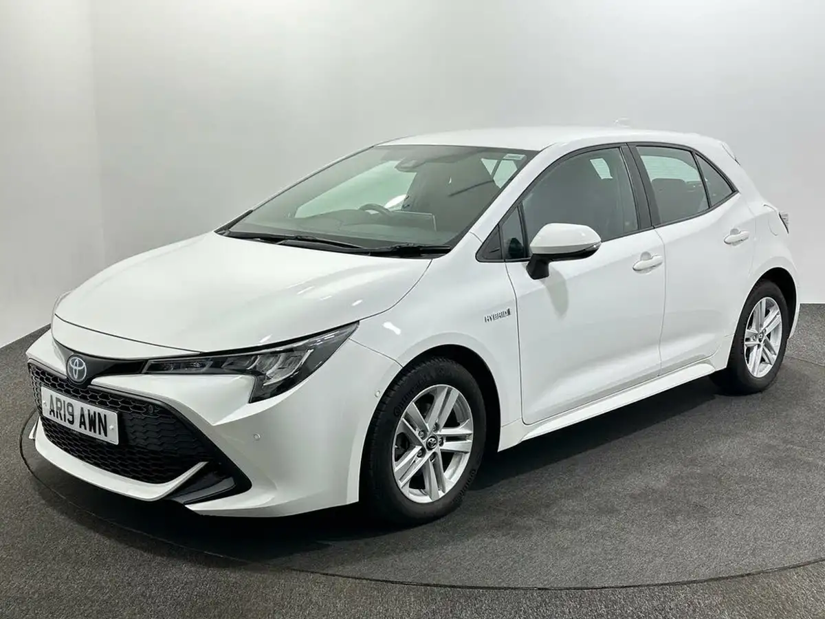 2019-toyota-corolla-18-vvt-i-icon-spare-wheel-hatchback-5d-big-2