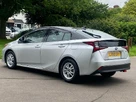 2019-toyota-prius-small-15