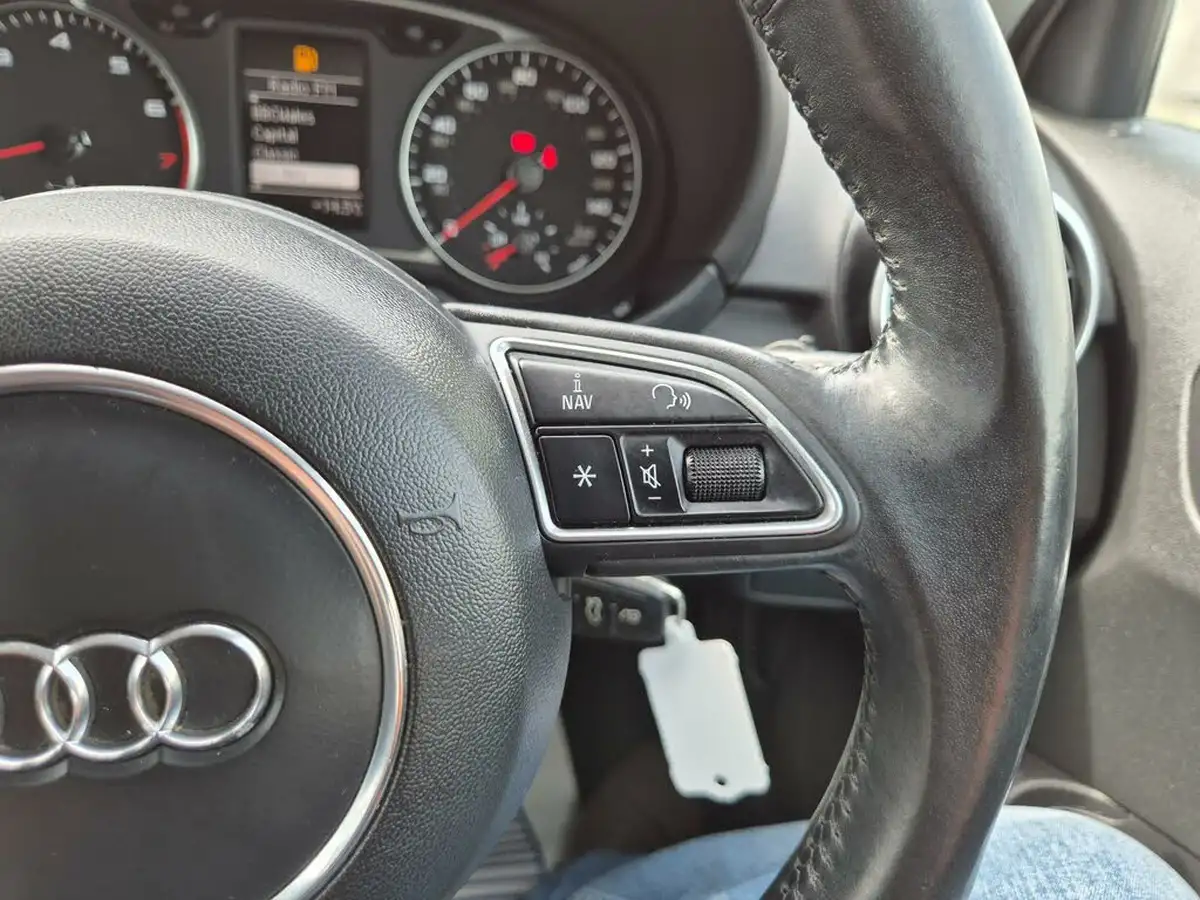 2016-audi-a1-14-tfsi-sport-hatchback-3d-big-18