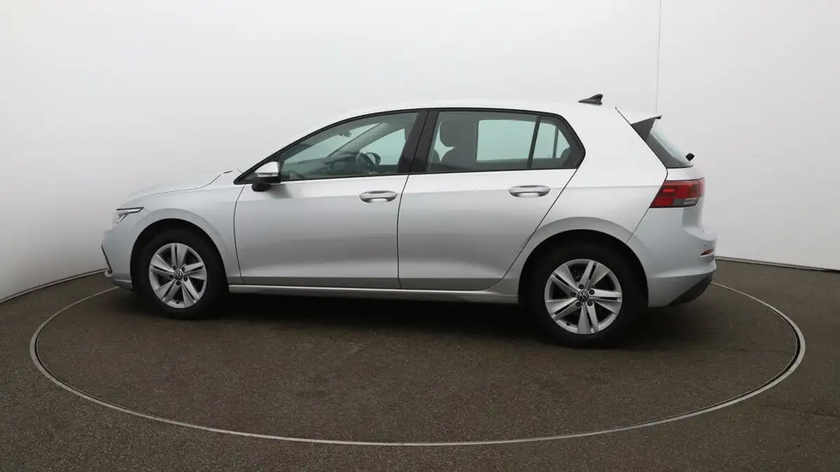 2022-volkswagen-golf-10-tsi-life-hatchback-big-49