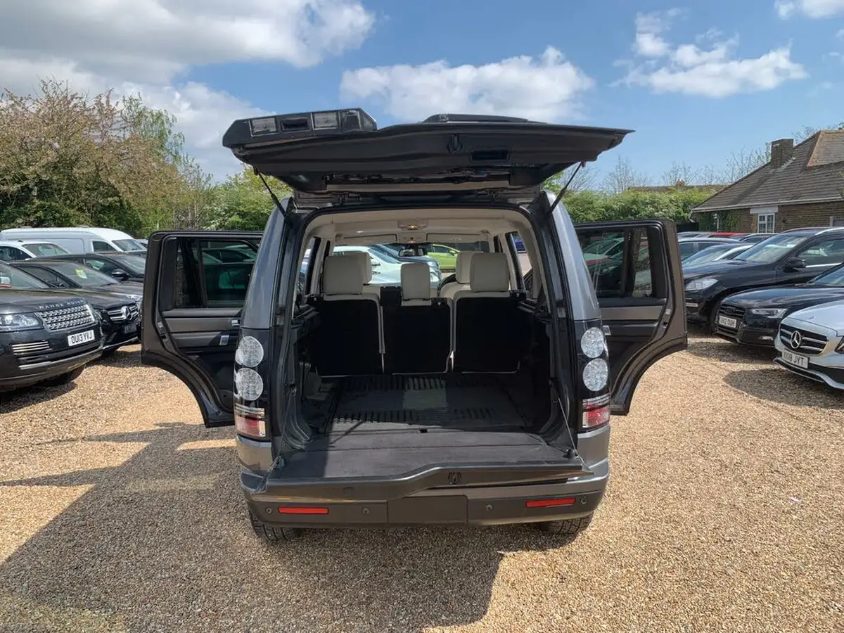 2015-land-rover-discovery-4-30-sd-v6-hse-big-60