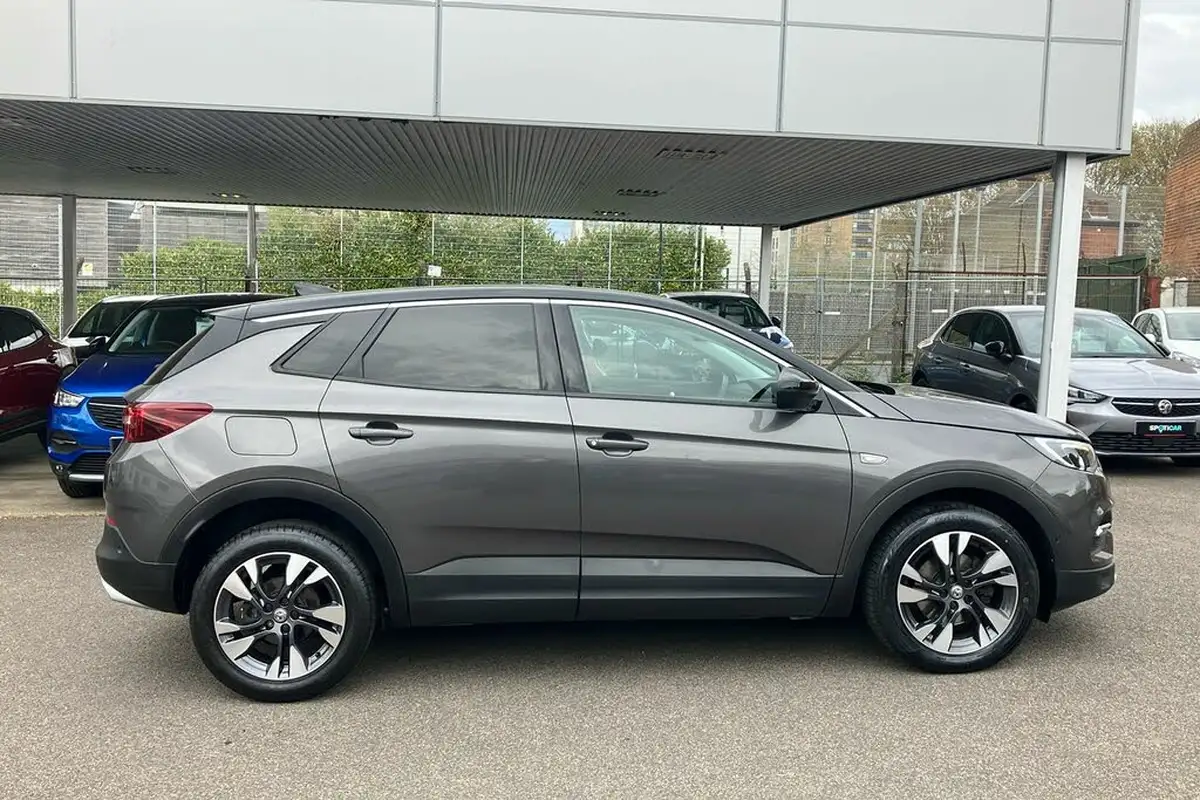 2019-vauxhall-grandland-x-12-sri-nav-auto-big-5