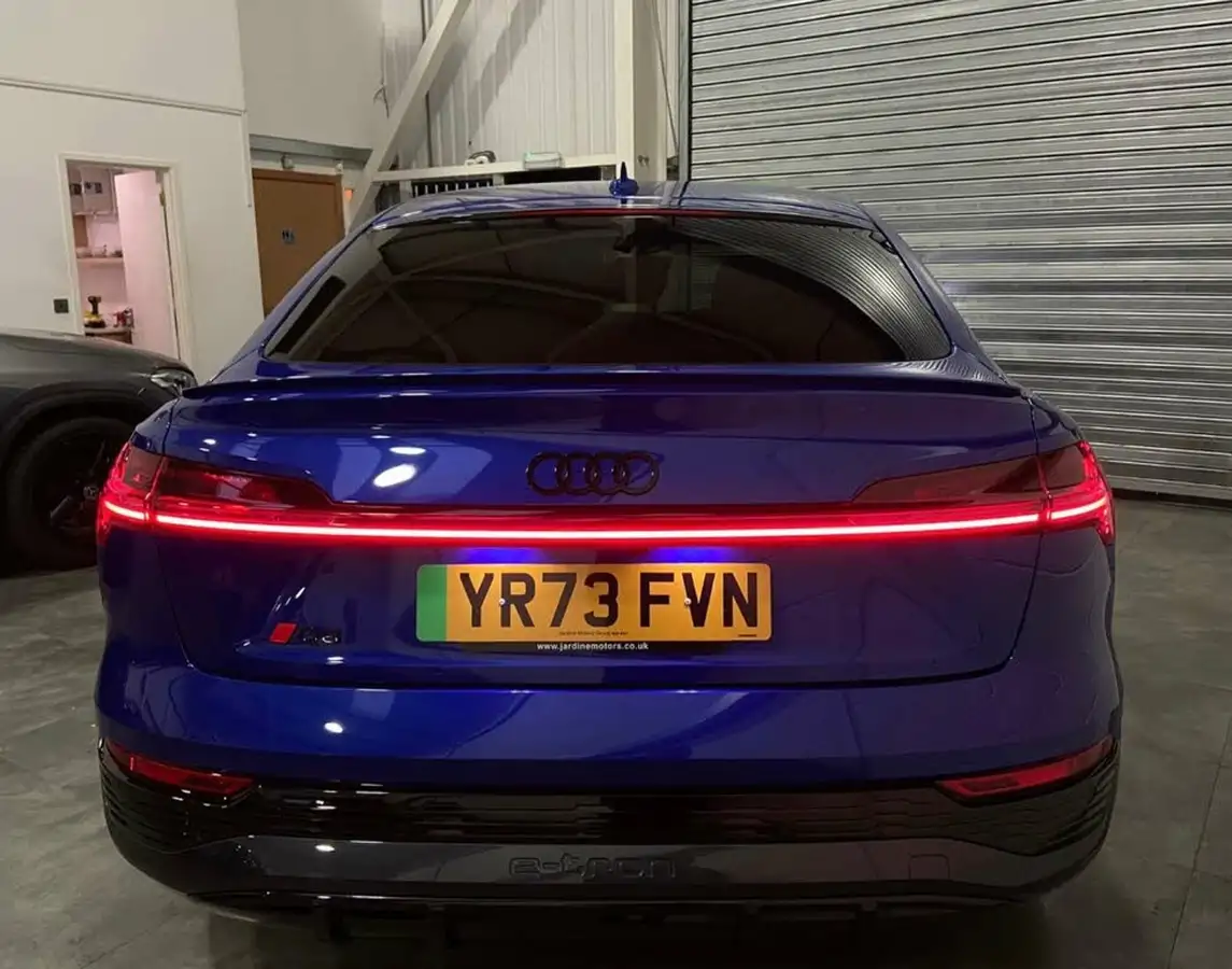 2023-audi-q8-e-tron-50e-s-line-sportback-big-9