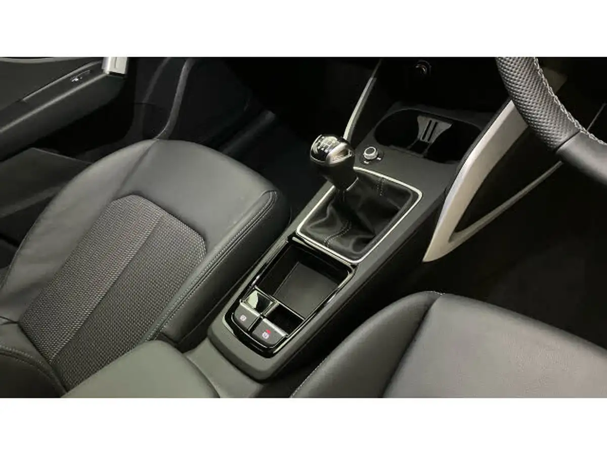 2024-audi-q2-10-30-tfsi-s-line-116ps-big-13