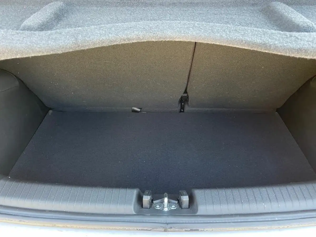 2024-hyundai-i10-12-advance-79ps-big-11