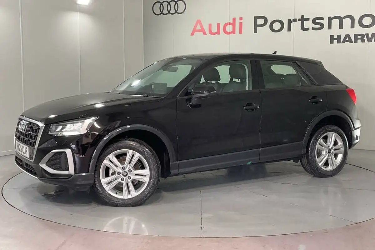2025-audi-q2-15-35-tfsi-sport-big-4