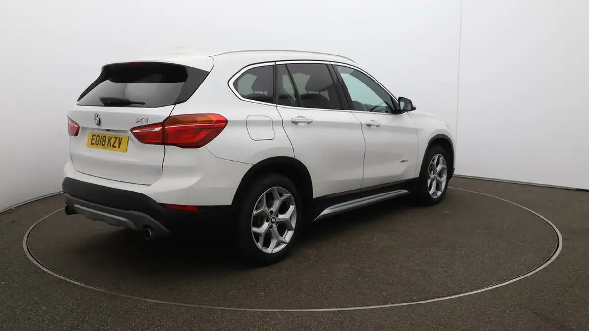 2018-bmw-x1-20-xdrive20i-xline-big-45