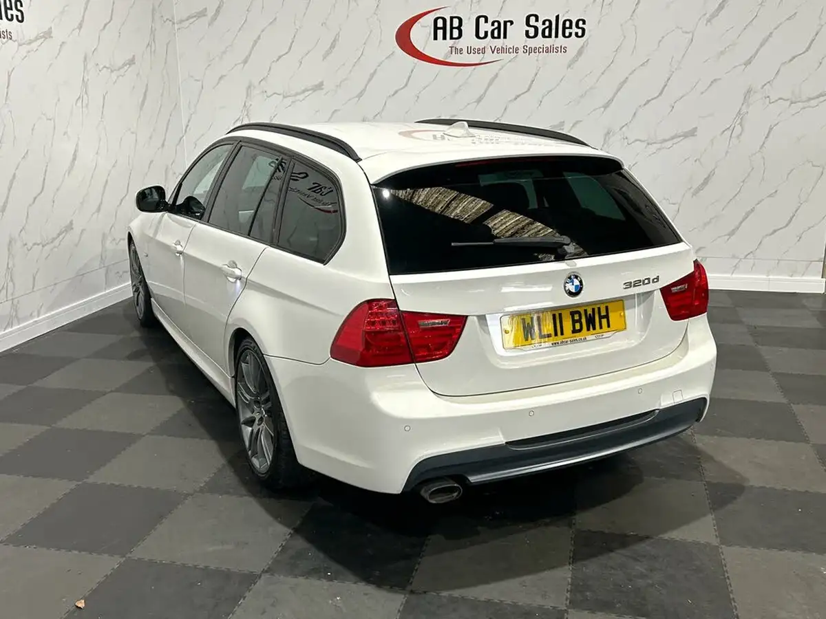 2011-bmw-3-series-20td-320d-sport-plus-touring-estate-5d-big-5