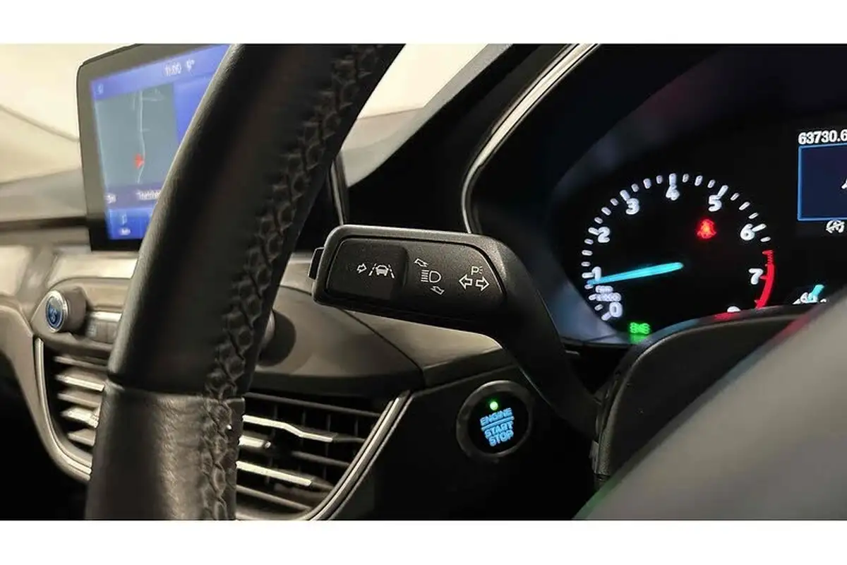 2019-ford-focus-10t-titanium-ss-hatchback-big-26