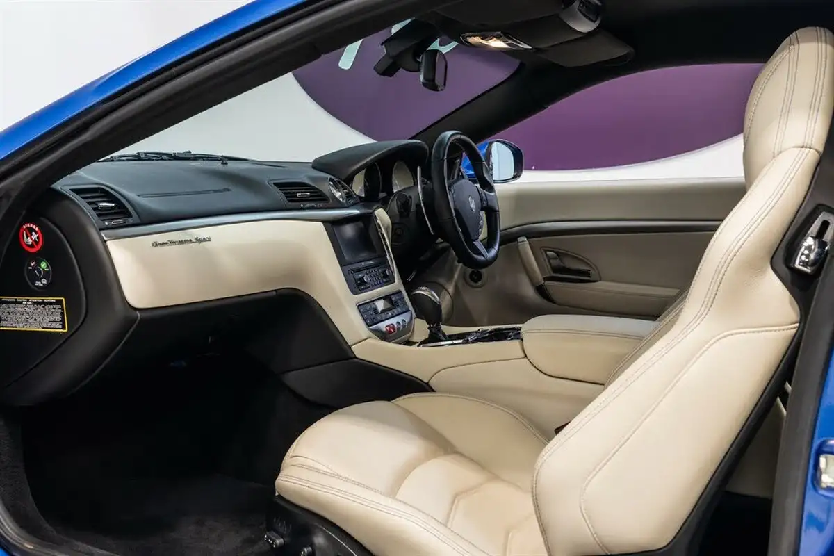 2016-maserati-granturismo-47-sport-big-8