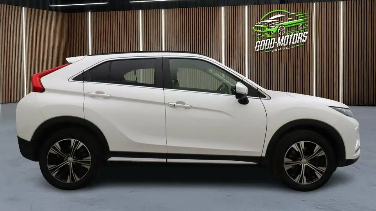 2018-mitsubishi-eclipse-cross-15-4-auto-big-3