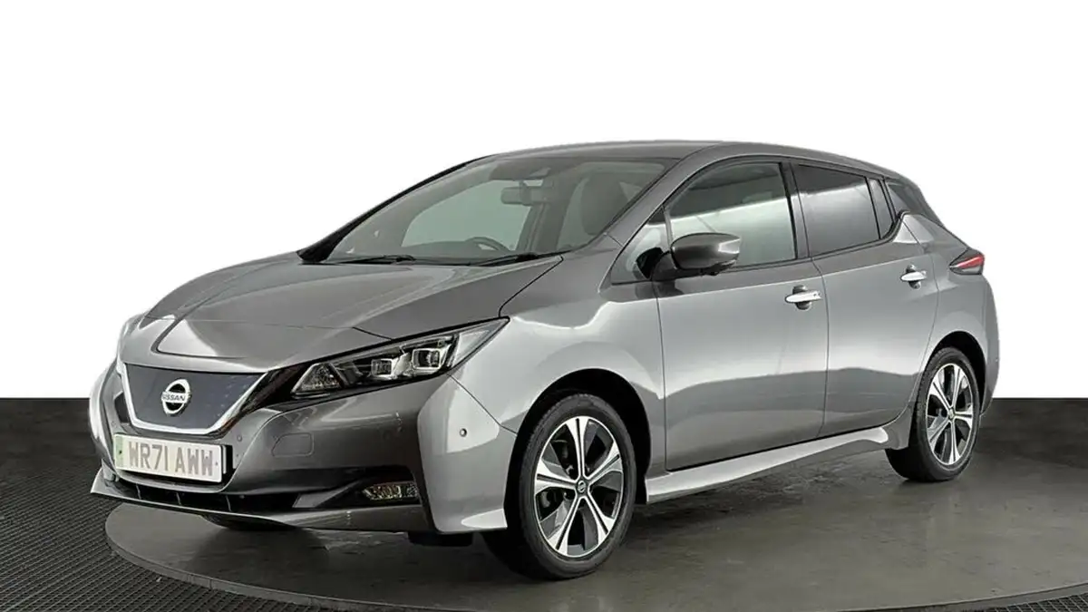 2021-nissan-leaf-e-e-tekna-big-0