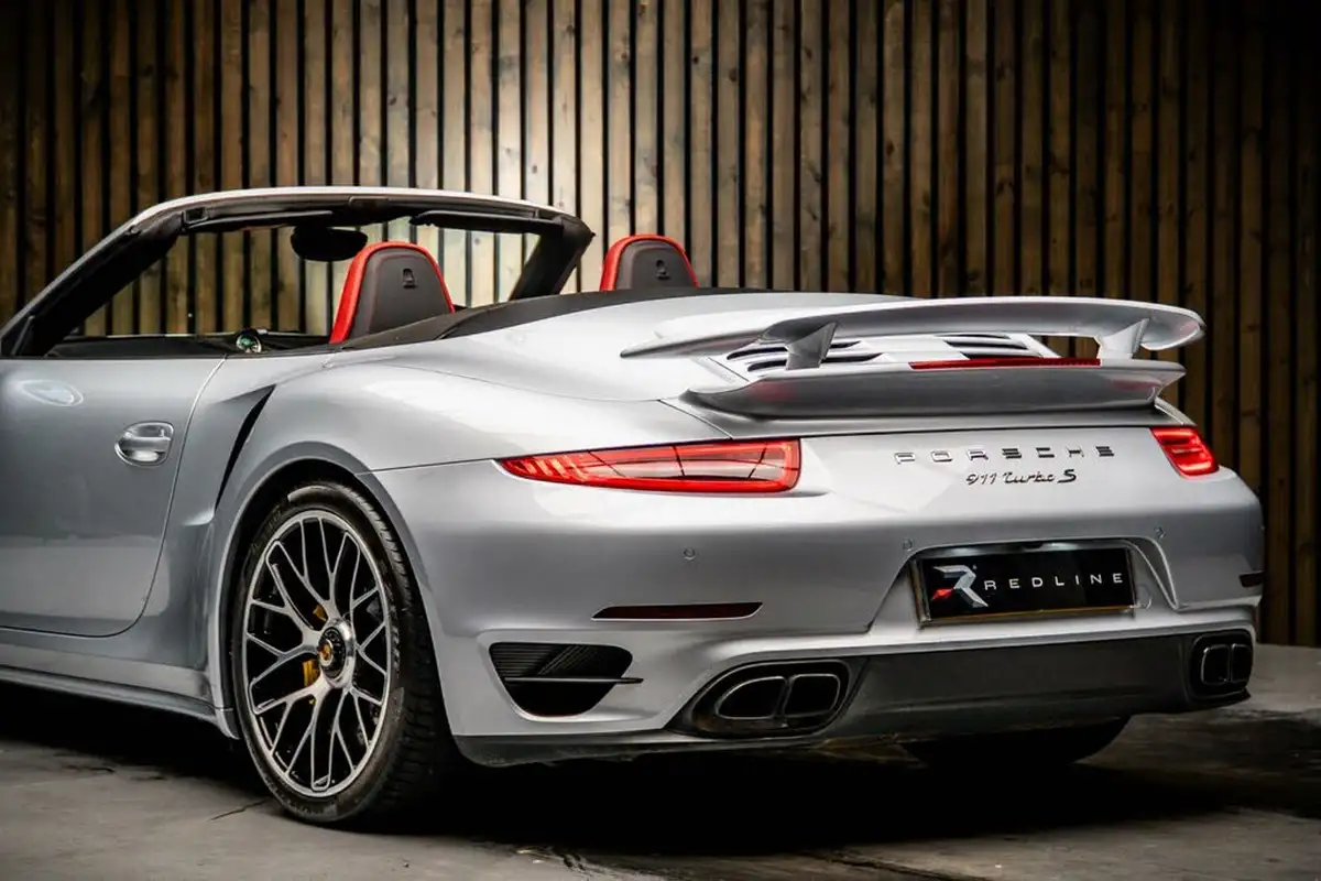 2014-porsche-911-38-turbo-s-coupe-big-20