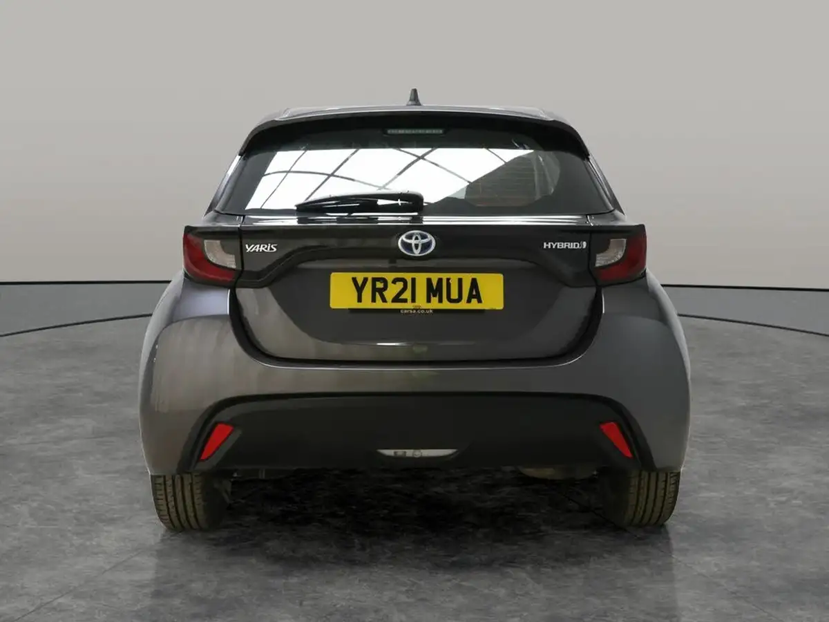 2021-toyota-yaris-15-vvt-i-icon-114bhp-hybrid-1490cc-e-cvt-big-11