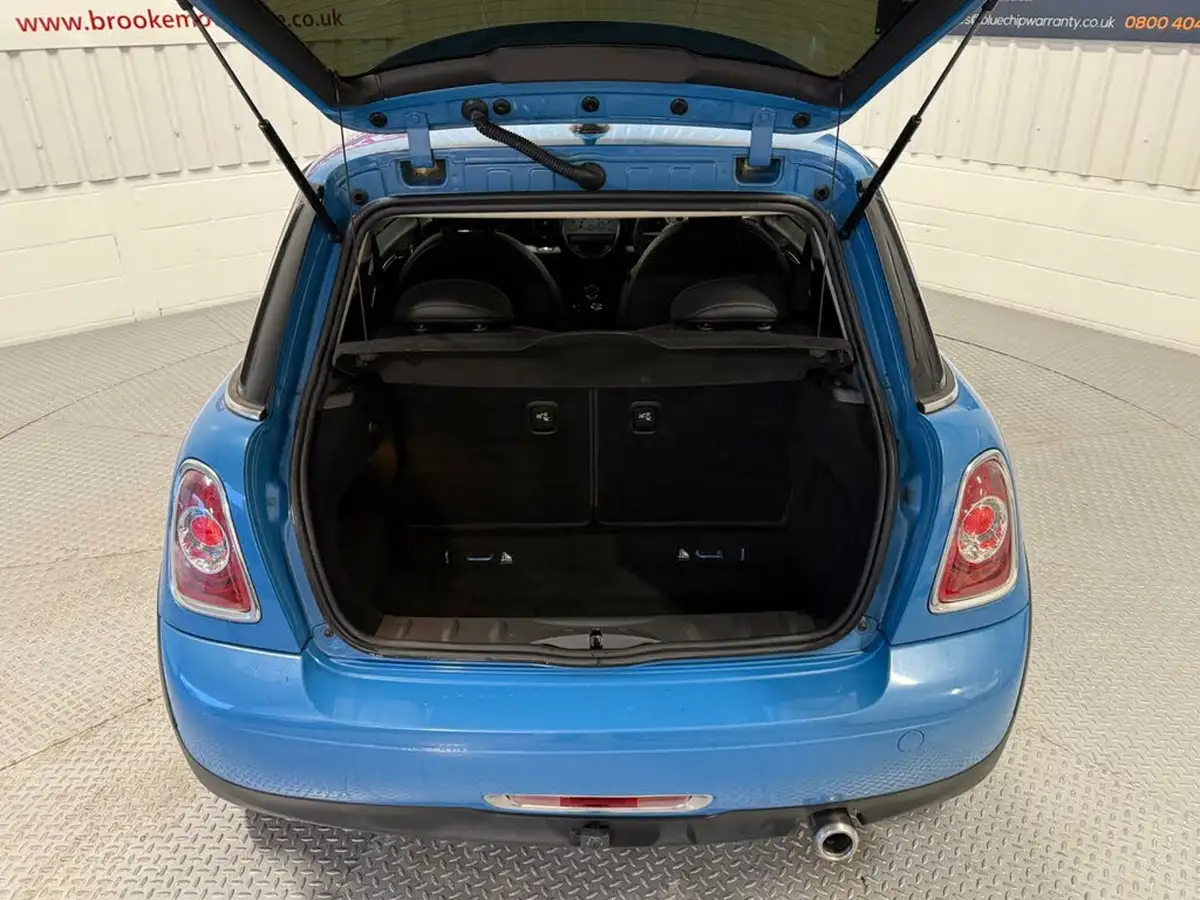 2013-mini-cooper-16td-cooper-d-bayswater-big-11