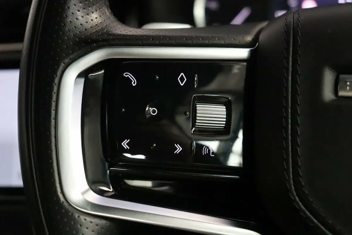 2022-land-rover-range-rover-evoque-20-d200-r-dynamic-hse-big-30