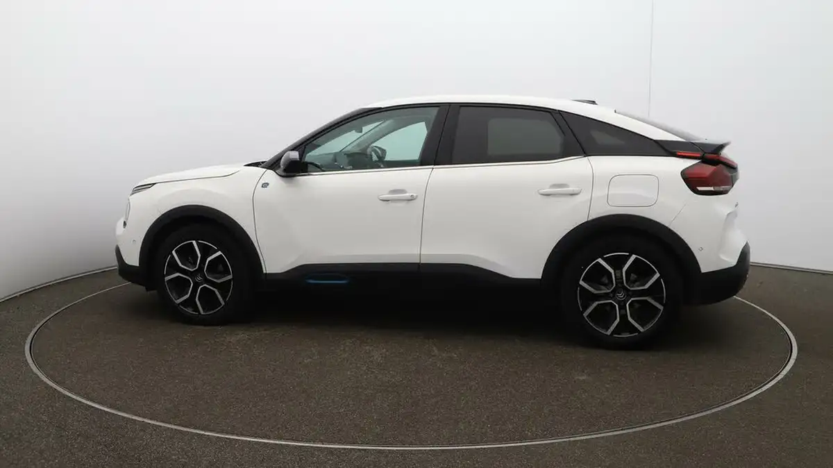 2022-citroen-c4-e-shine-big-51