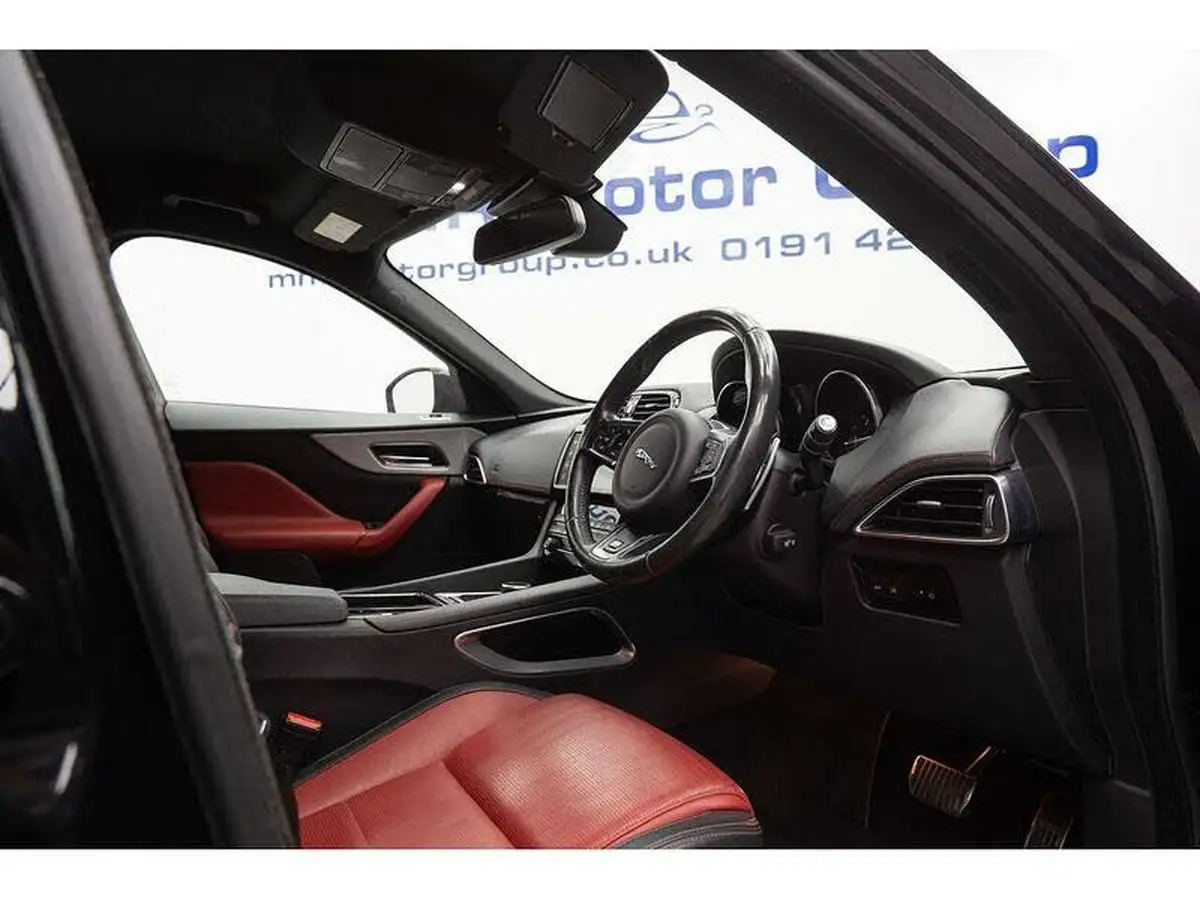 2017-jaguar-f-pace-20-i4d-r-sport-180ps-ss-auto-big-20
