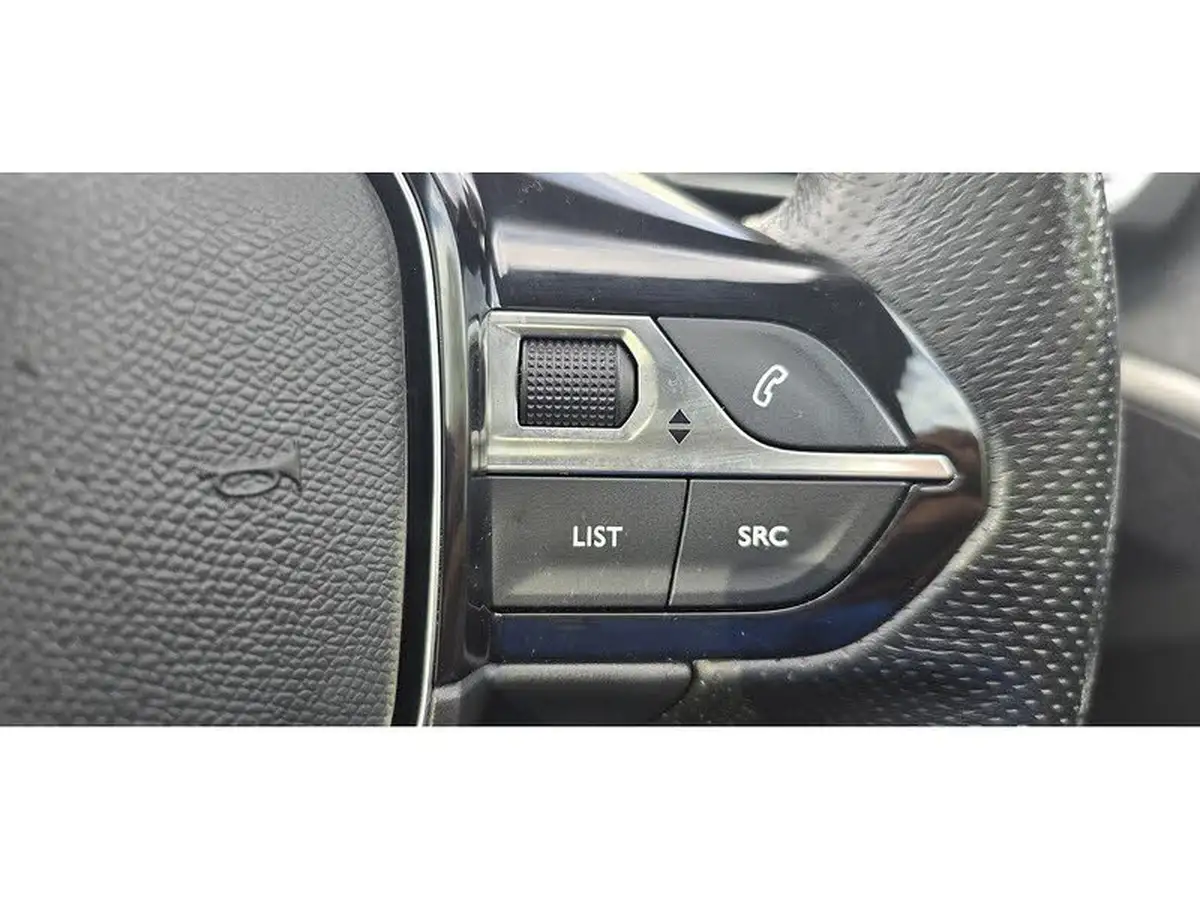 2019-peugeot-3008-suv-12-puretech-gt-line-big-16