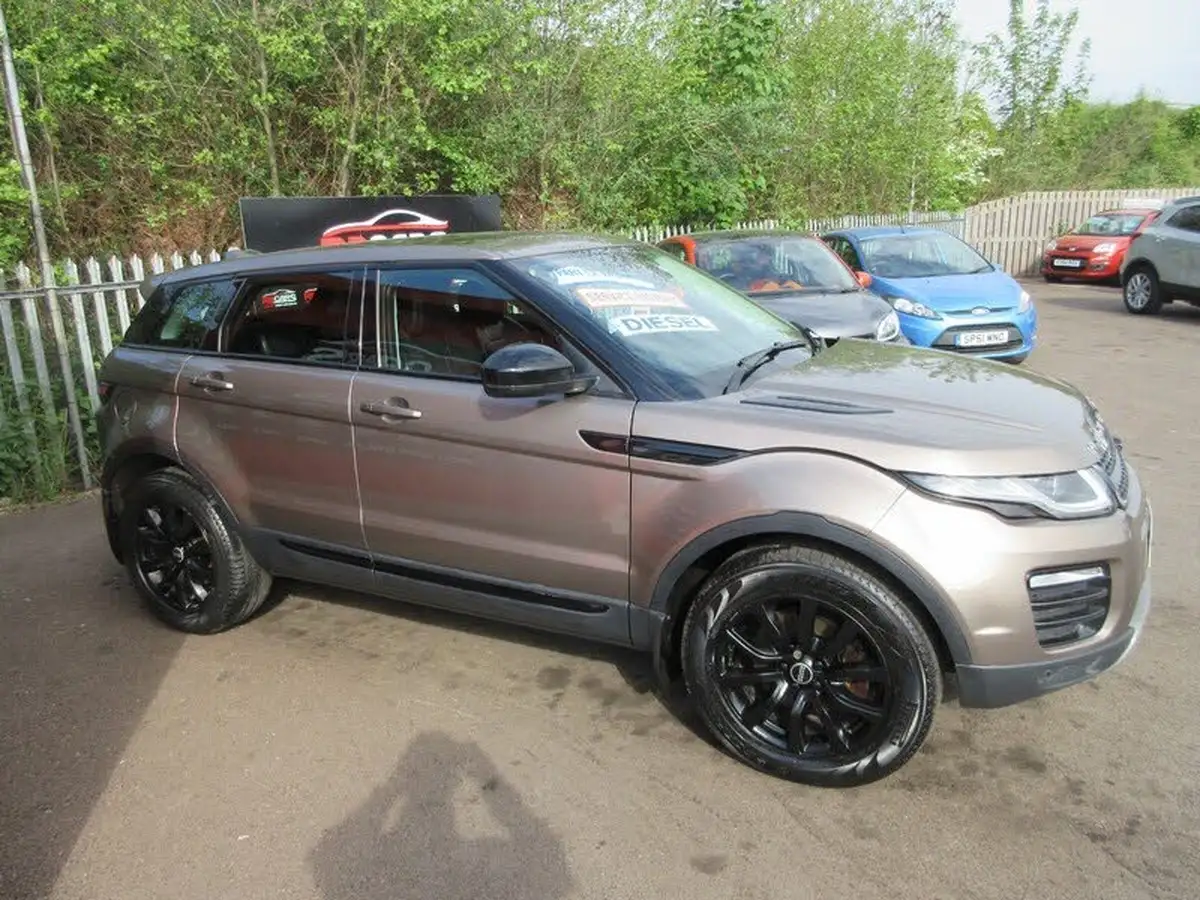 2015-land-rover-range-rover-evoque-20td4-se-tech-hatchback-5d-big-7