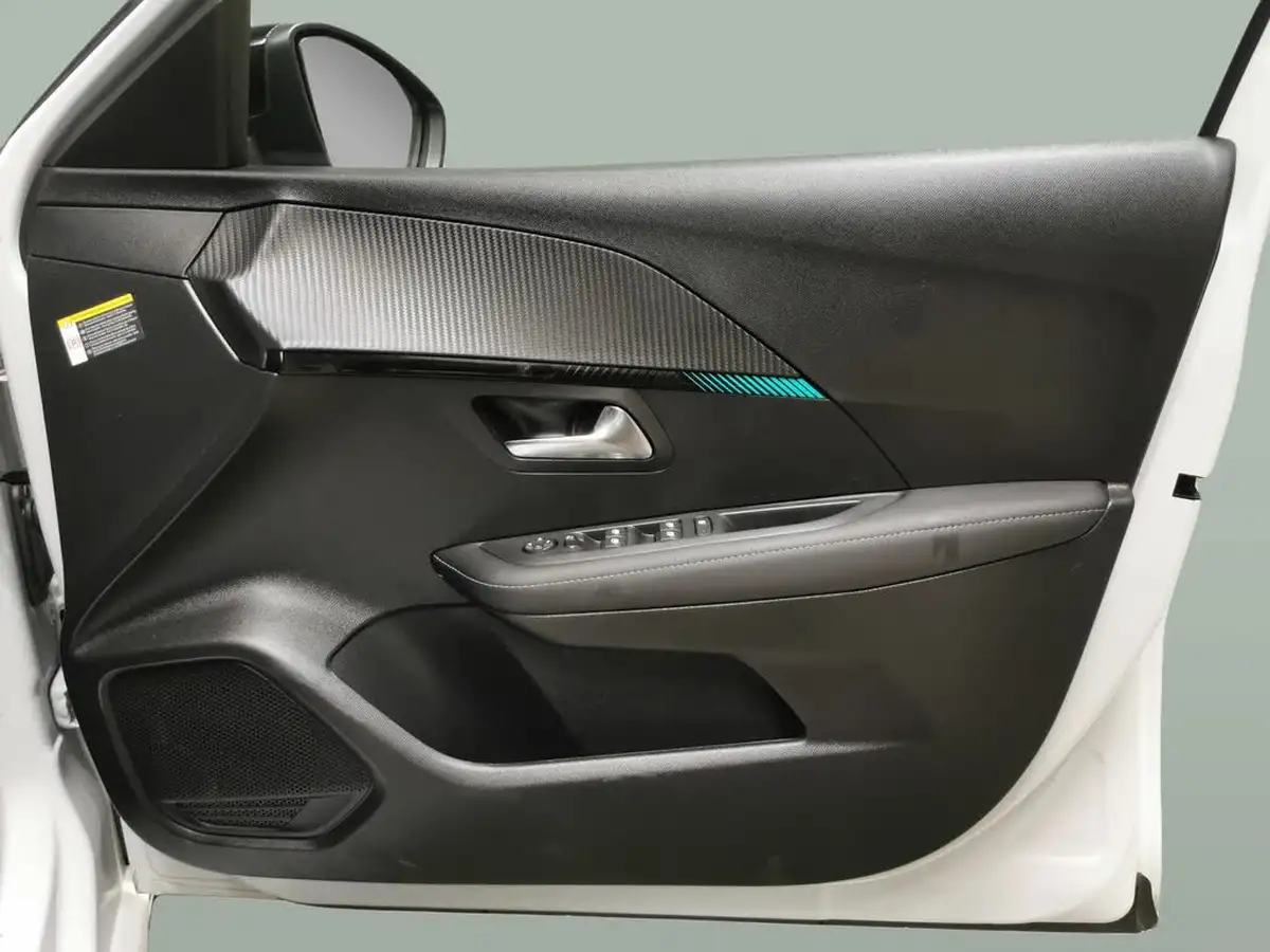 2023-peugeot-208-12-puretech-allure-premium-100ps-big-27