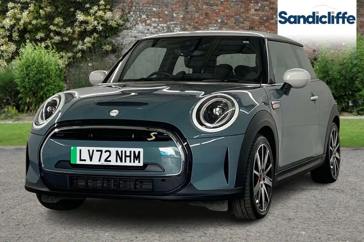 2023-mini-cooper-e-cooper-s-multitone-edition-big-7