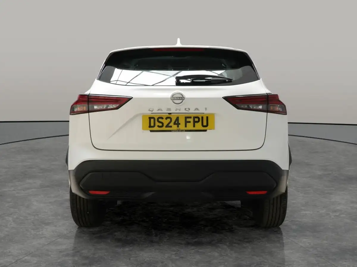 2024-nissan-qashqai-13-dig-t-acenta-premium-140ps-big-9