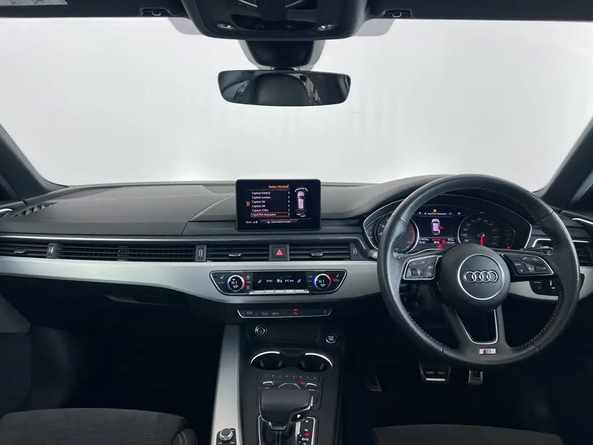 2017-audi-a4-avant-20-tfsi-s-line-tronic-big-17