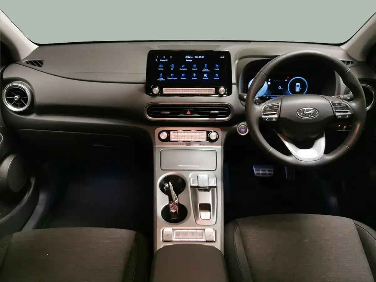 2022-hyundai-kona-e-premium-204ps-64kwh-7kw-obc-big-2