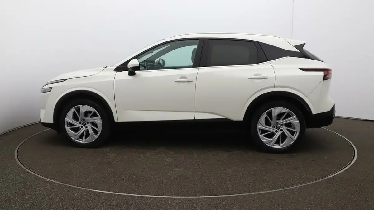 2022-nissan-qashqai-13-dig-t-tekna-big-57