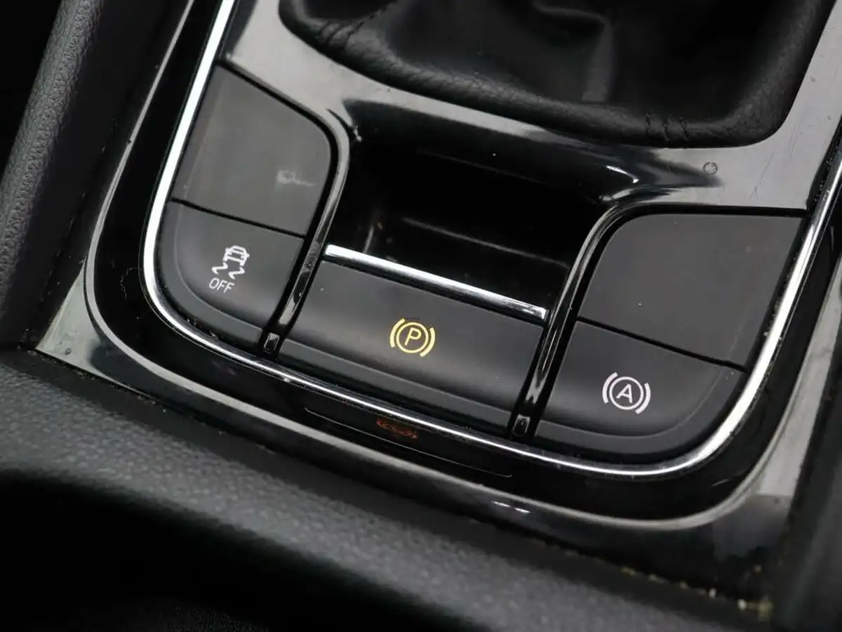 2022-skoda-karoq-10-tsi-se-big-18