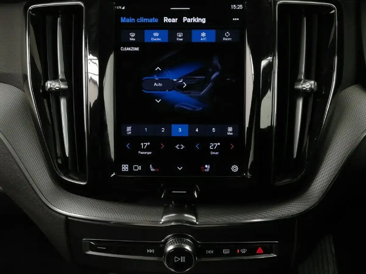 2023-volvo-xc60-20-b5-plus-big-17