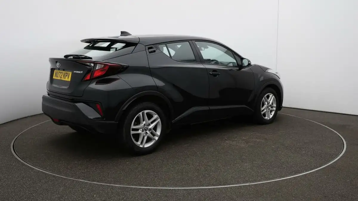 2022-toyota-c-hr-18-vvt-i-icon-big-46