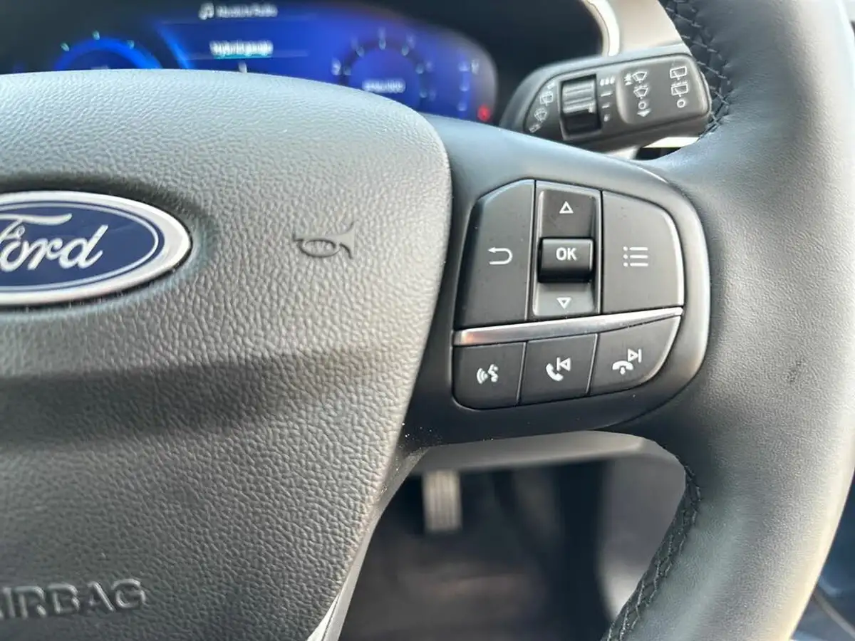2023-ford-focus-10t-active-x-125ps-hybrid-mhev-estate-powershift-big-26