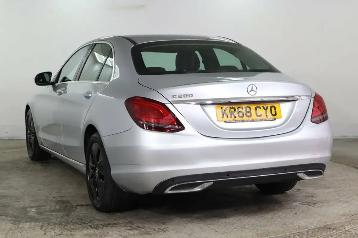 2018-mercedes-benz-c-class-15-c200-sport-ss-saloon-4d-big-5