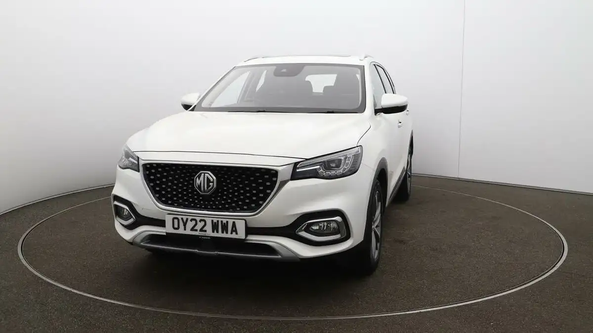 2022-mg-hs-15t-gdi-exclusive-162ps-dct-big-33