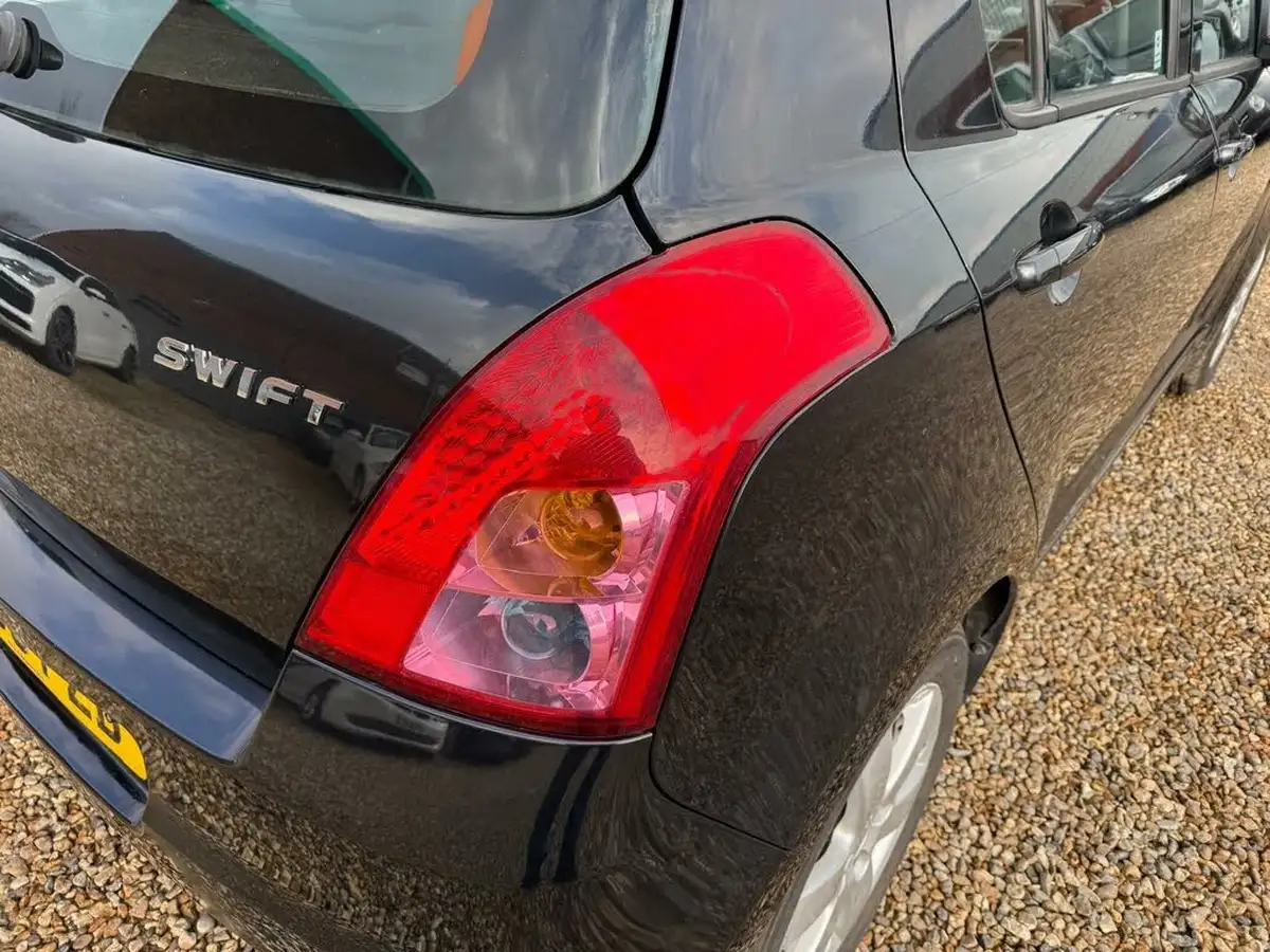 2008-suzuki-swift-13-gl-5d-big-62