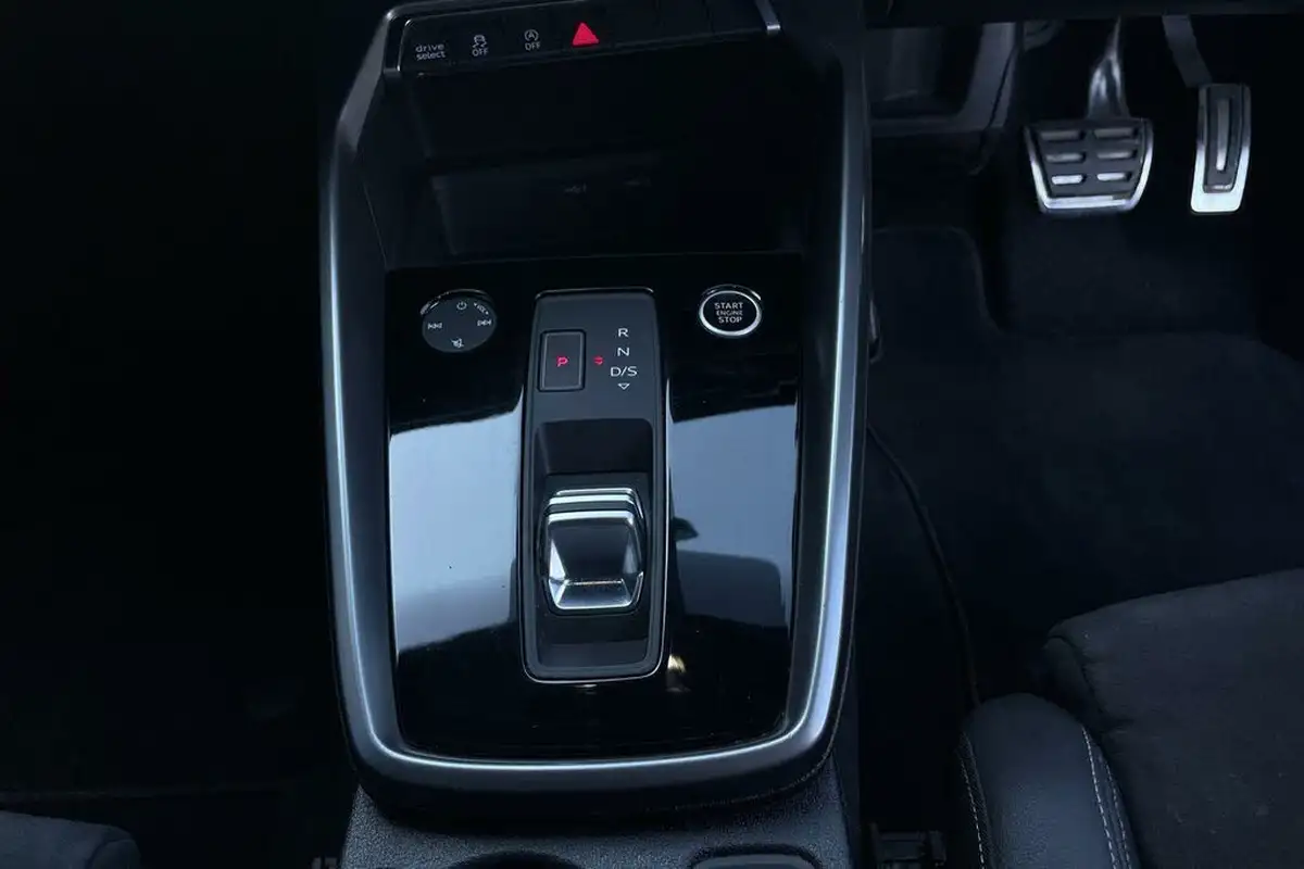 2023-audi-a3-20-35-tdi-edition-1-saloon-4d-big-35