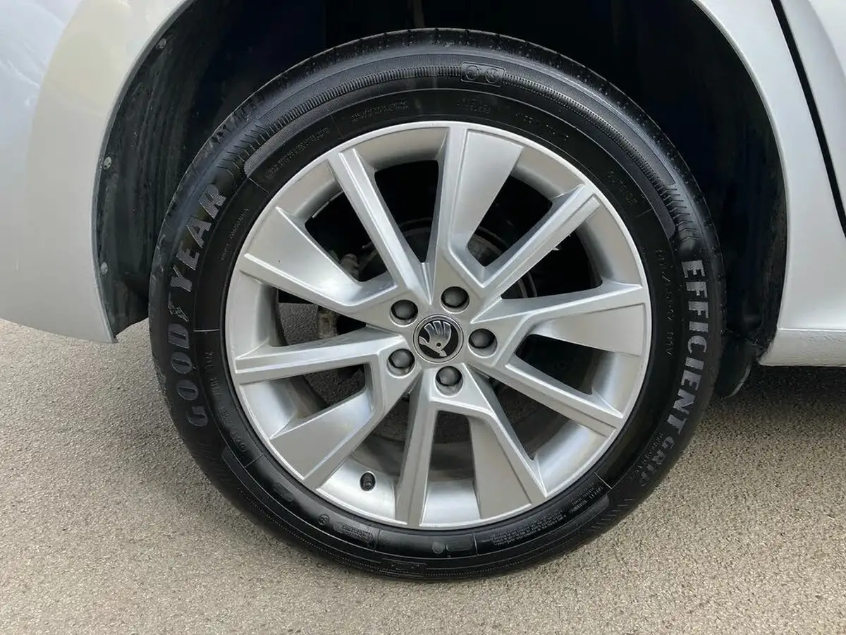 2023-skoda-kamiq-10-tsi-se-109ps-big-25
